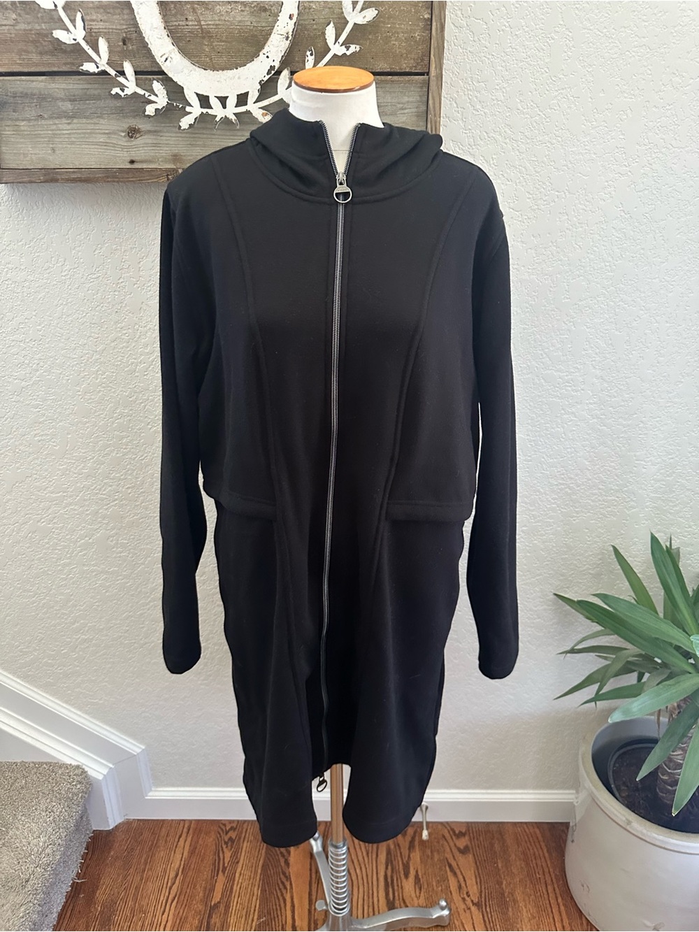 Athleta Cozy Karma Jacket solid black ladies L NWT